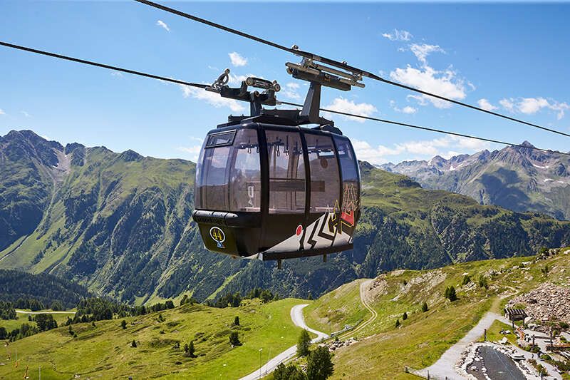 Cable cars in Ischgl in summer