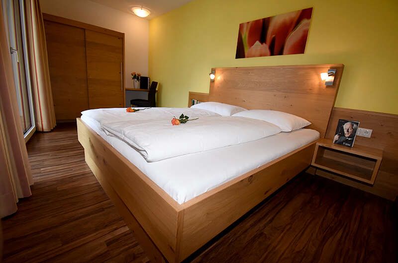 Schlafzimmer in der Ferienwohnung Top 4 im Chalet Barbara 
